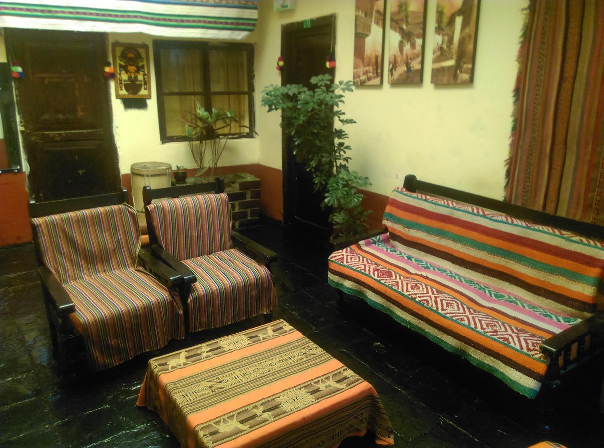Auquis Ccapac Guest House Cusco Exteriör bild